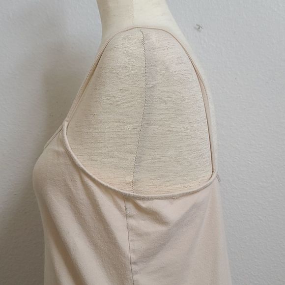 JUNIORS PLUS SIZE NO BOUNDARIES WOMAN'S TOP - Picture 3 of 6